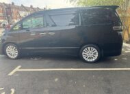 2013 Toyota Vellfire Twin sunroof 8 seater