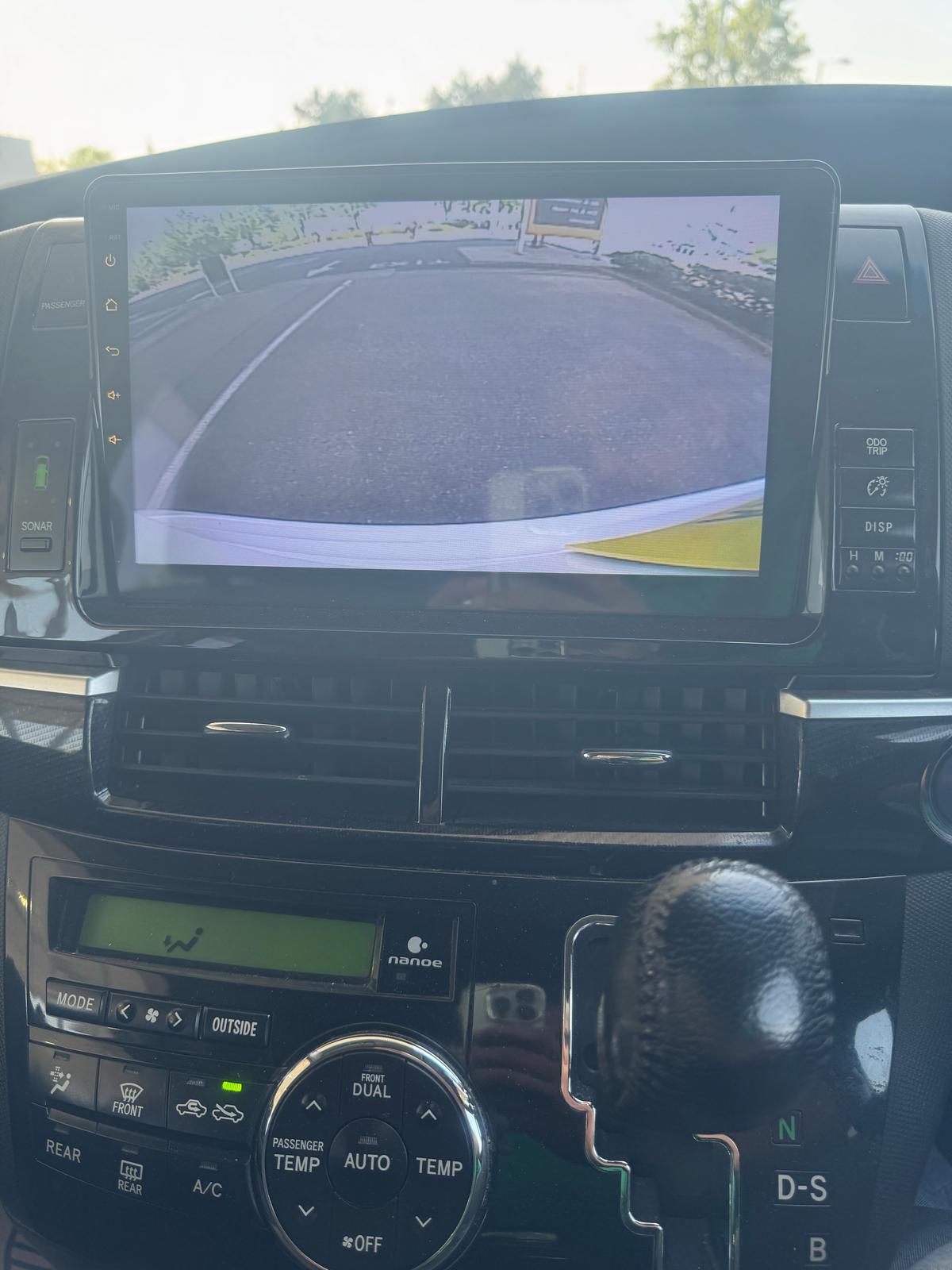 2015 Toyota estima 2.4 l hybrid