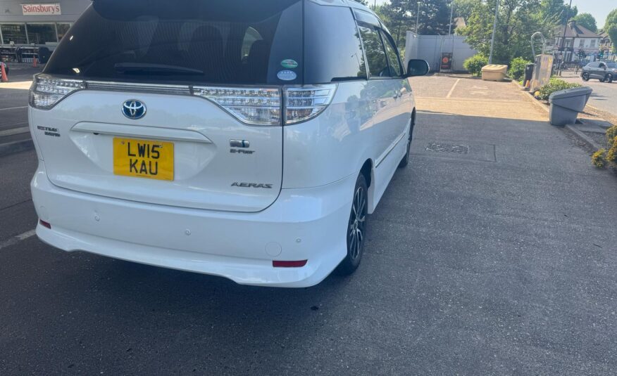 2015 Toyota estima 2.4 l hybrid